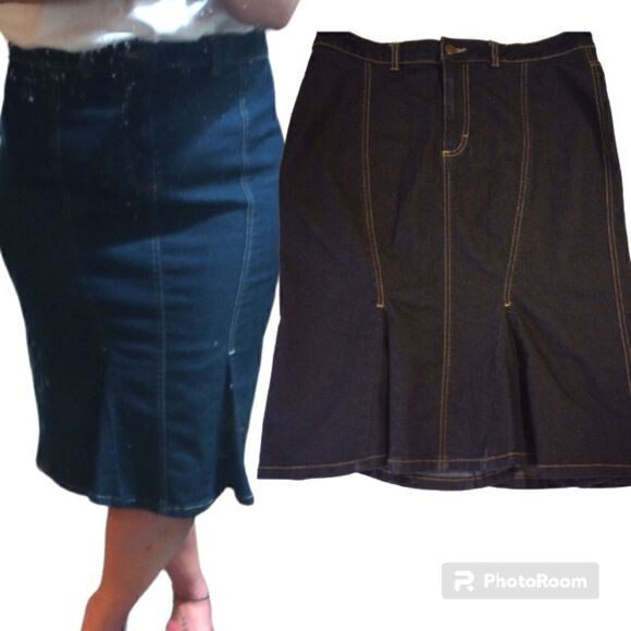Apostrophe Dresses & Skirts - Apostrophe ruffle hem dark wash denim skirt